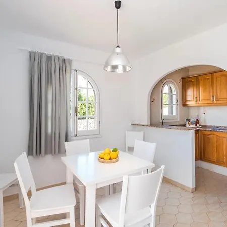 Apartament Girasol Garden Superior 2-d *